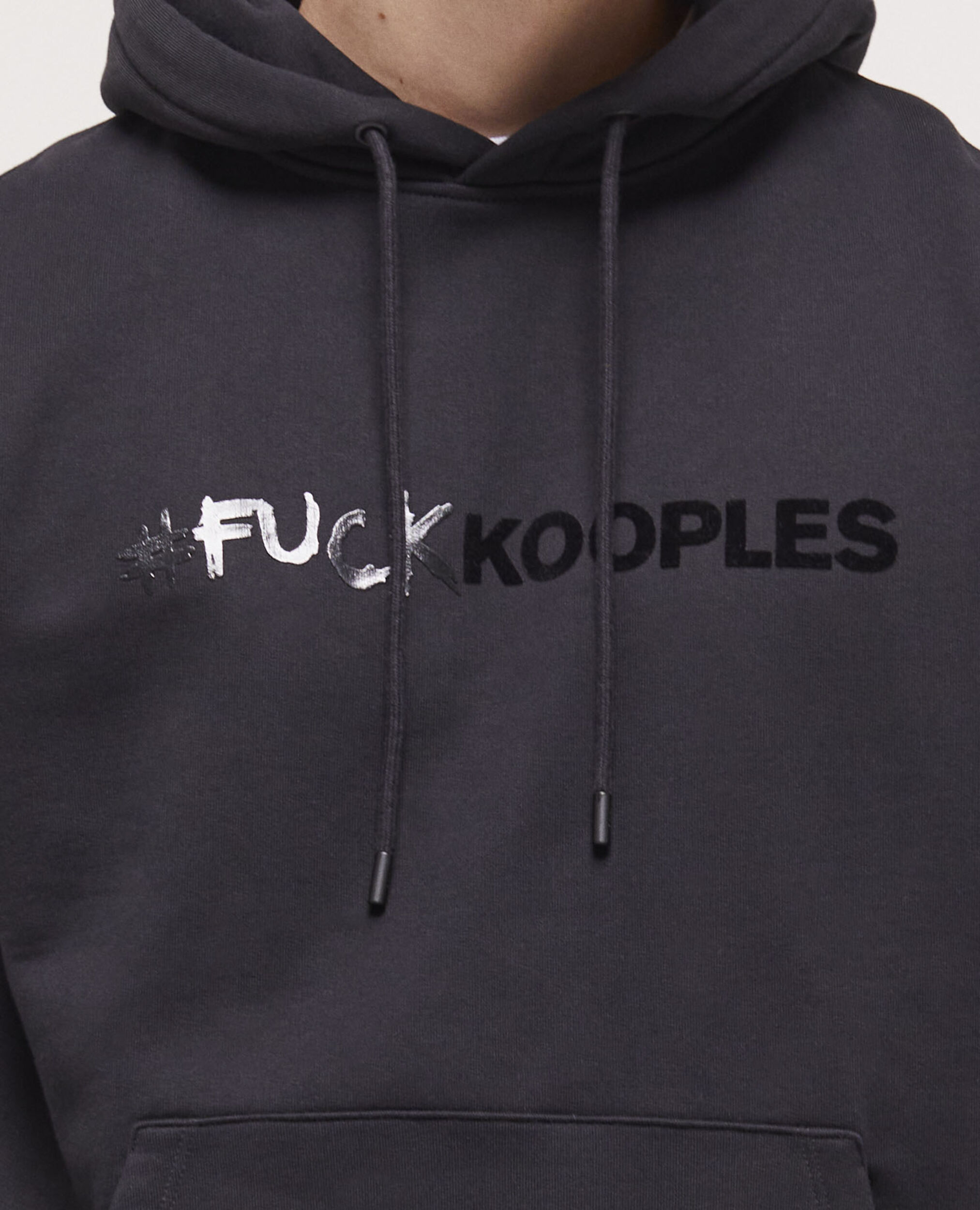 Sweatshirt à capuche logo noir