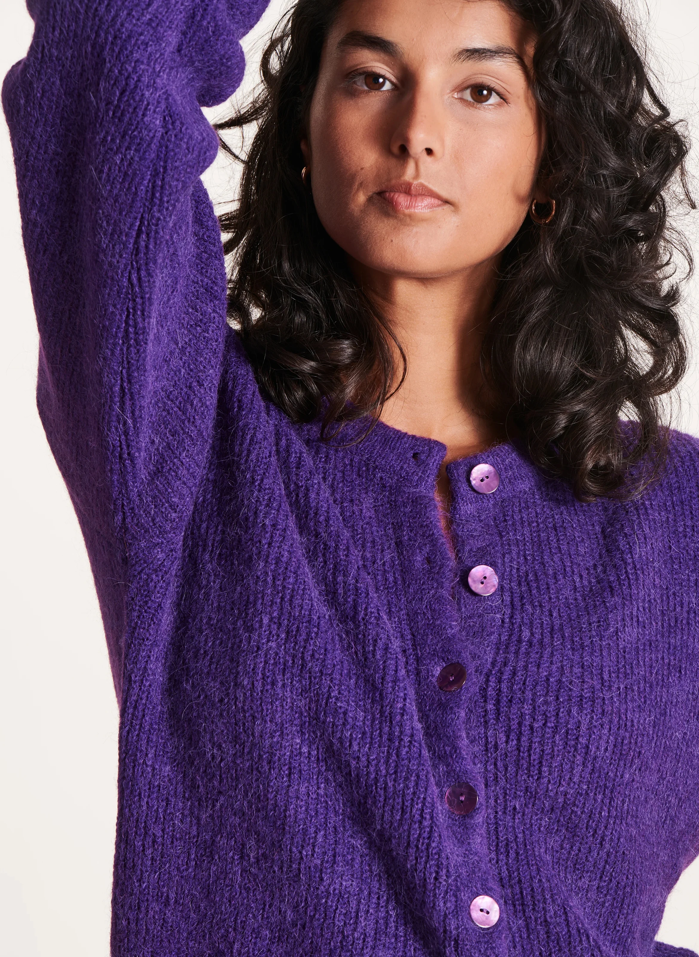Gilet droit col rond en maille mélangée | Violet