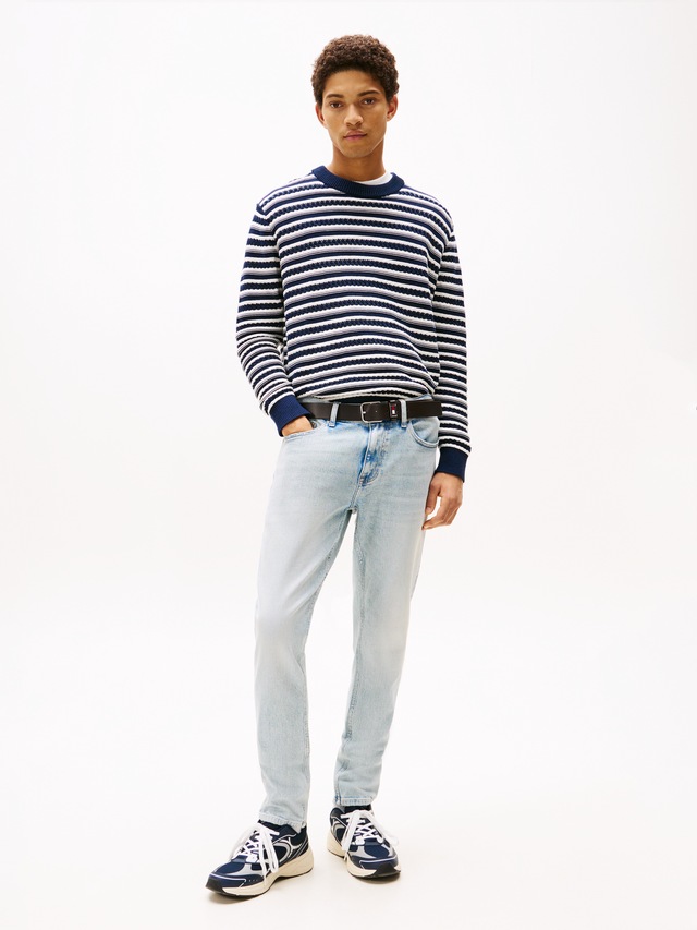Tommy Jeans Slim-fit-Jeans »Austin Slim Tapered«, zum Knöchel hin schmaler werdende Jeans mit mittlerer Leibhöhe