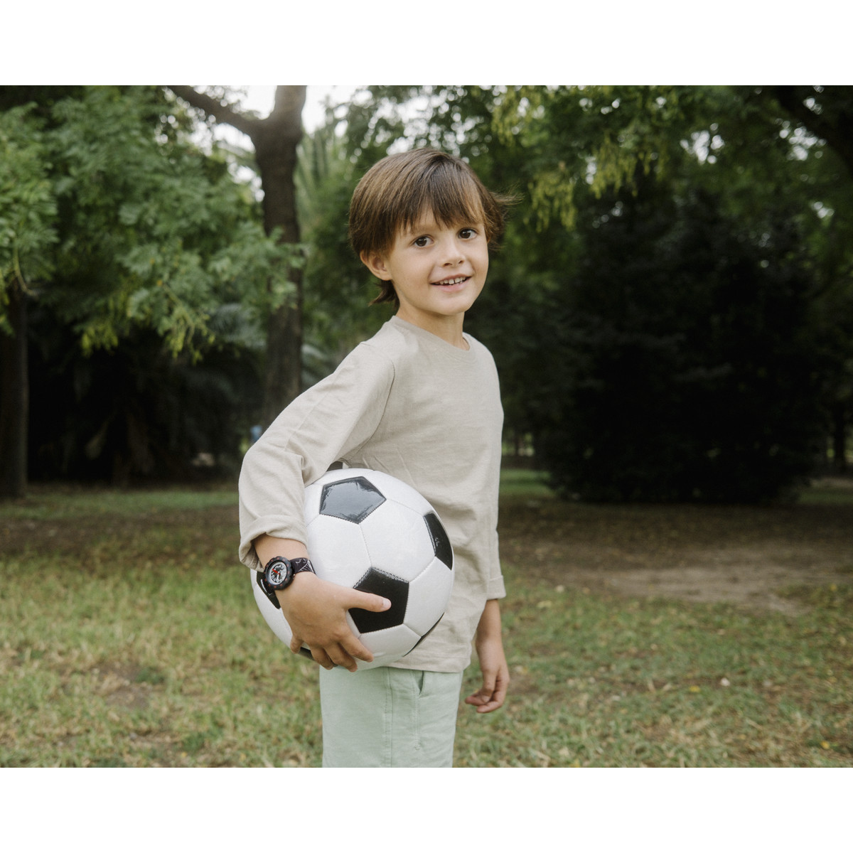 Montre Flik flak Move your body enfant plastique bisourcé bracelet tissu recyclé noir goal