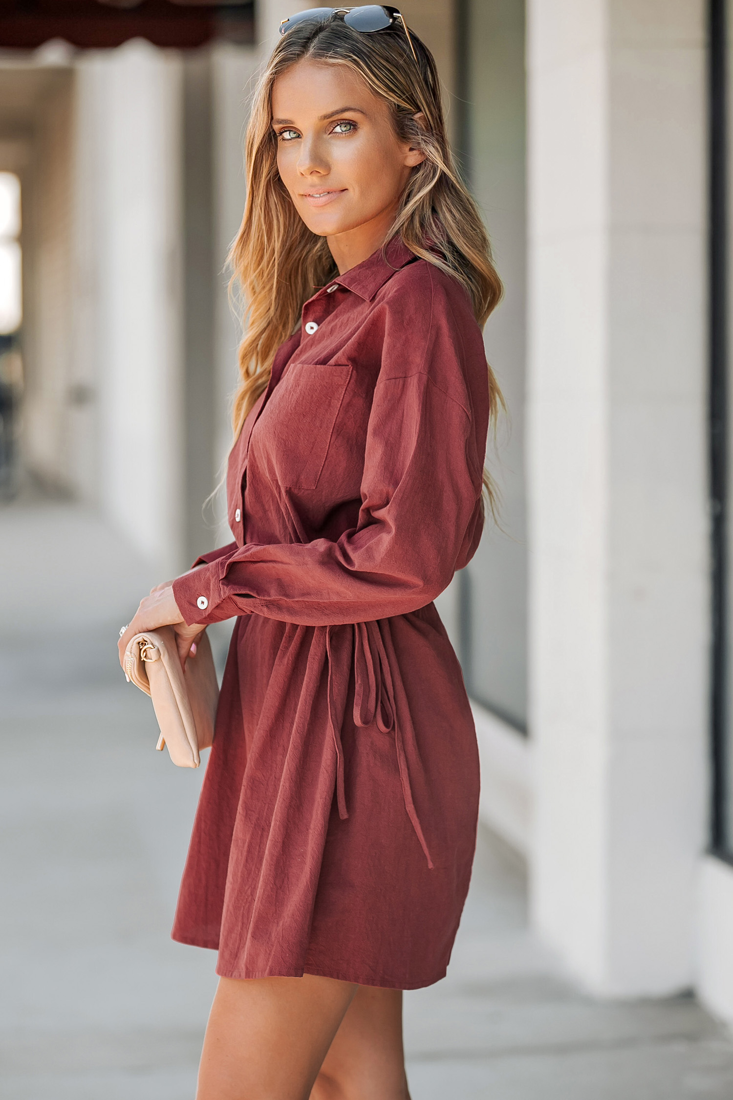 Robe chemise mini en pur coton à boutons sur le devant