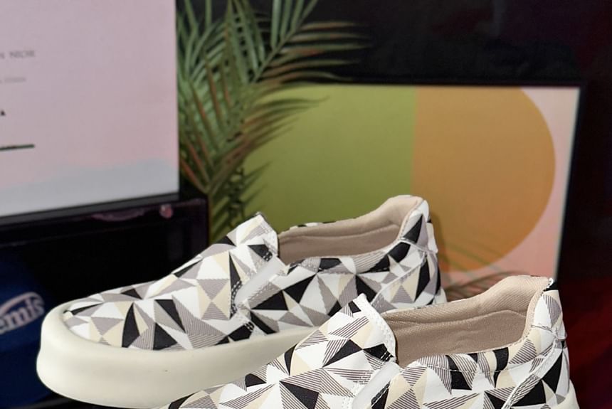 Tanzanite - Platform instappers met geometrische print