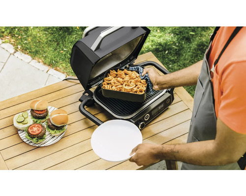 Ninja Woodfire Outdoor Elektrische Grill Heteluchtfriteuse Rookoven, 6 Kookfuncties, 2,4 kW Model OG701