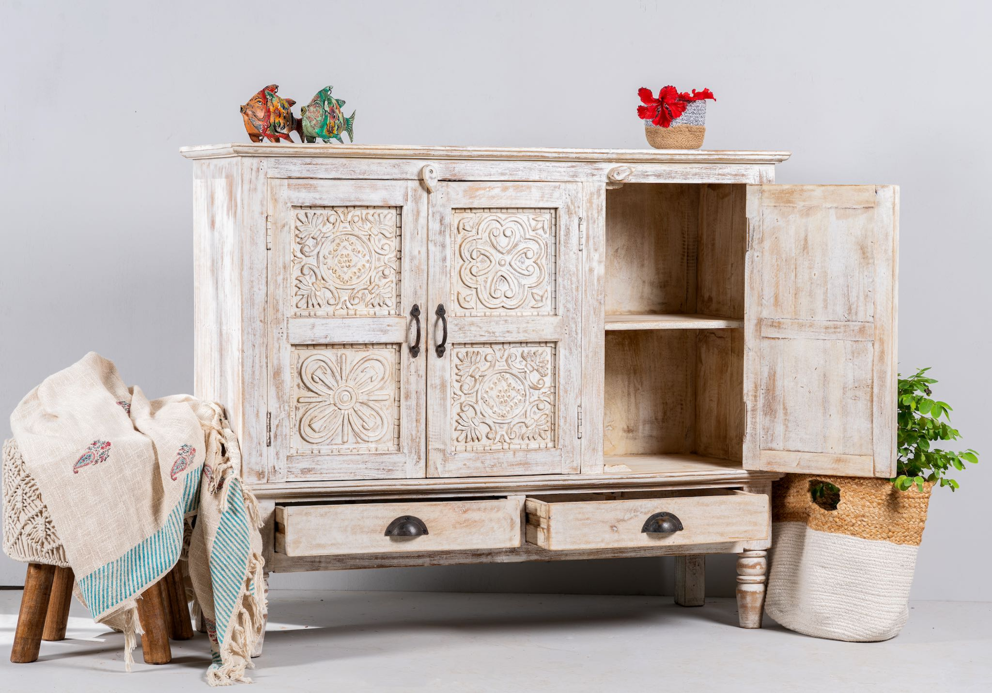 Dressoir Kanpur #1