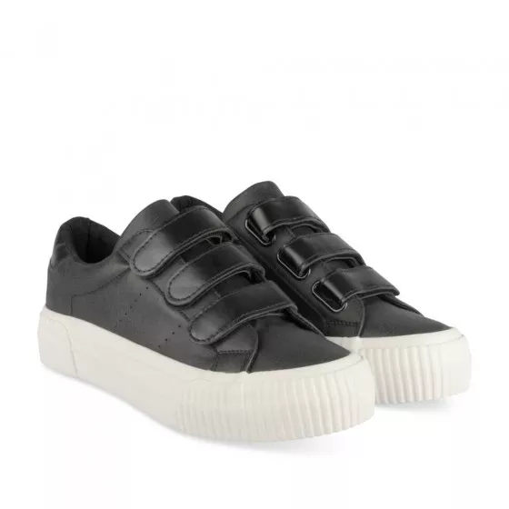 Baskets NOIR MERRY SCOTT