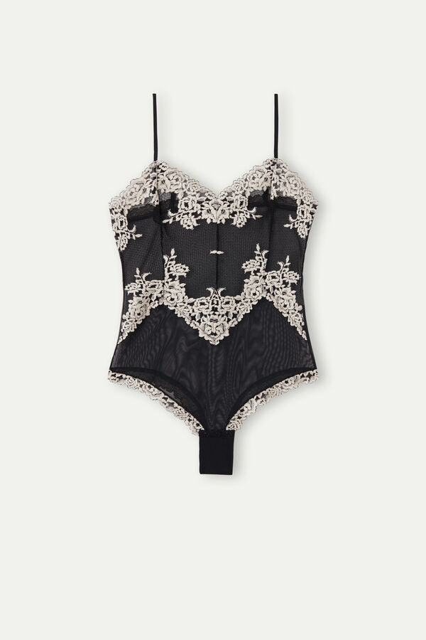 Body de tule e renda com lindas flores