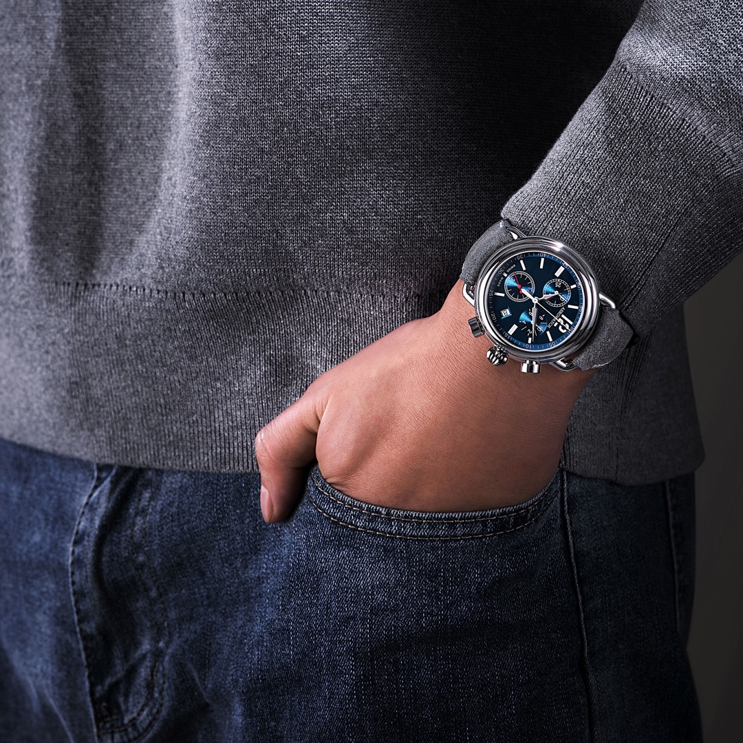 Aerowatch 1942 Quartz Chrono Leder Grau / Silbrig & Blau Ø 44mm