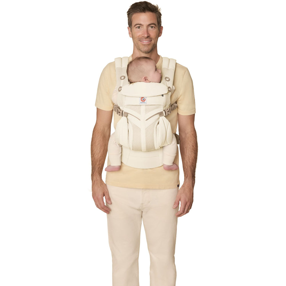 Køb Ergobaby Luminous Ivory Omni Classic