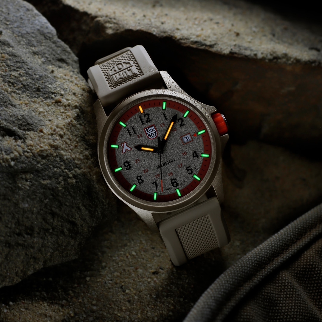Luminox x Bear Grylls Survival Land Series
