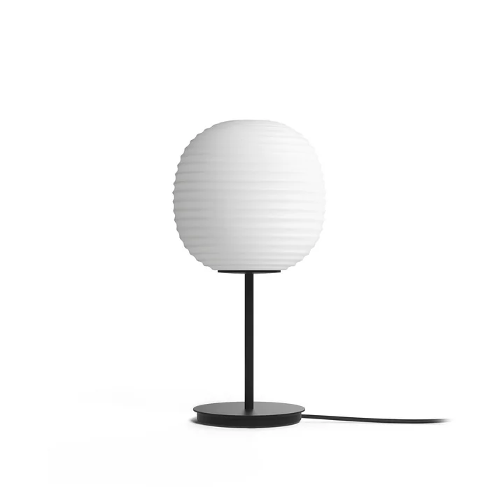 New Works - Lantern Tischleuchte S, H 40 cm, Ø 20 cm, weiss / matt