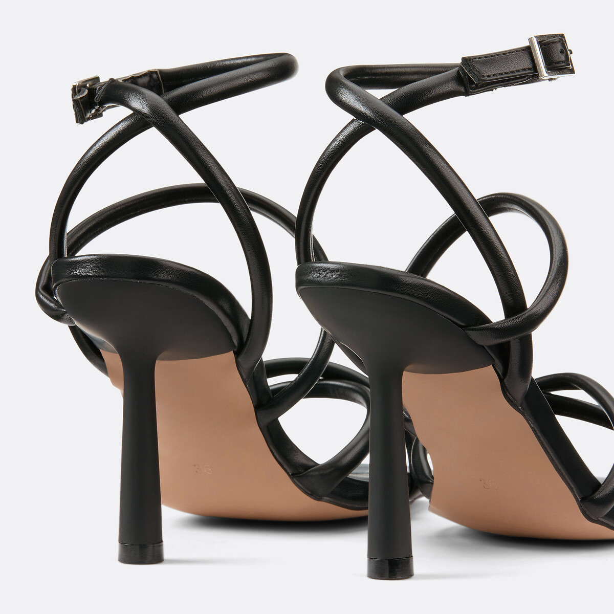 SOMENTE SAPATOS<br>Sandálias Amina com hak