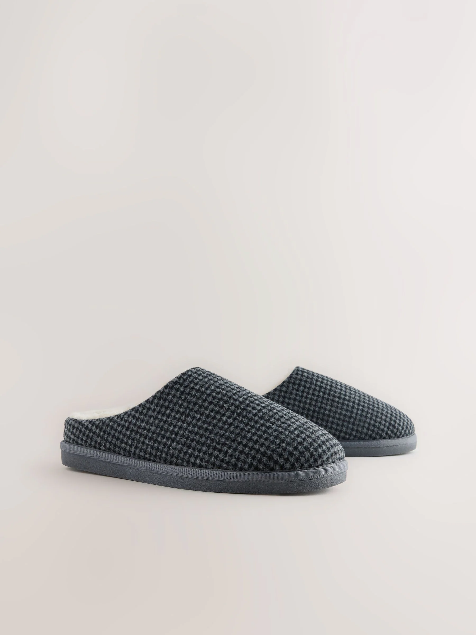 Grijs/marineblauw - Pantoffelmuiltjes met ruitjes