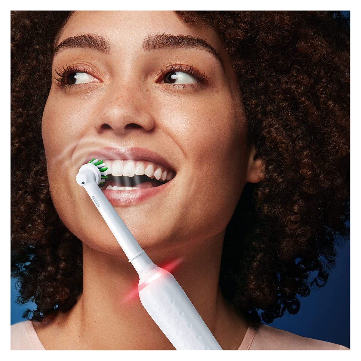 Oral-B Pro 3 3900N Black/White elektrische Zahnbürste mit 2. Handstück
