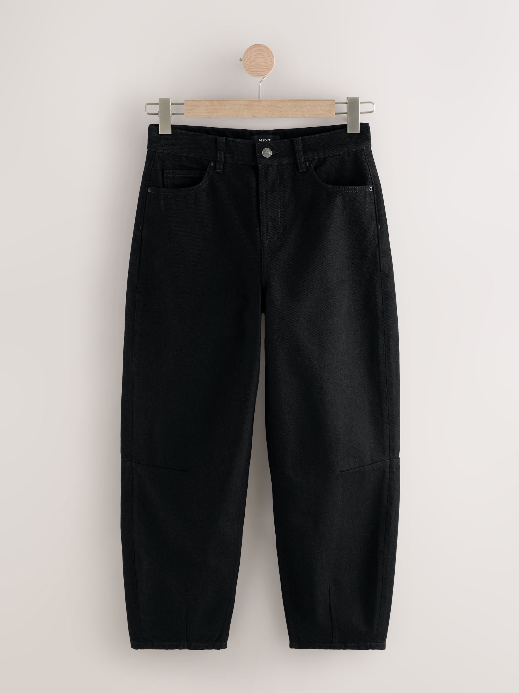Zwart - Barrel jeans met dartdetail