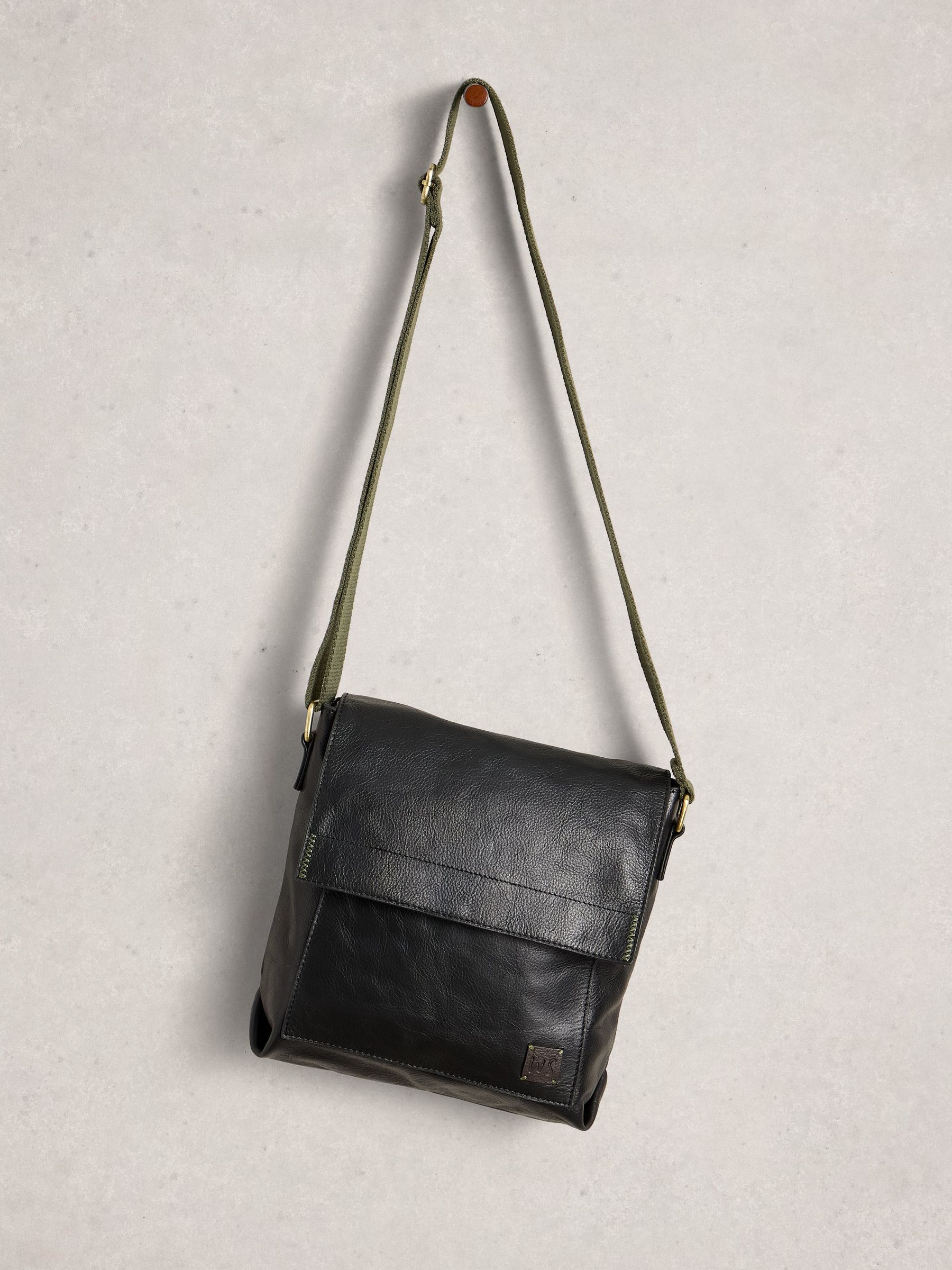 Zwart - White Stuff Frankie Leather Crossbody Bag