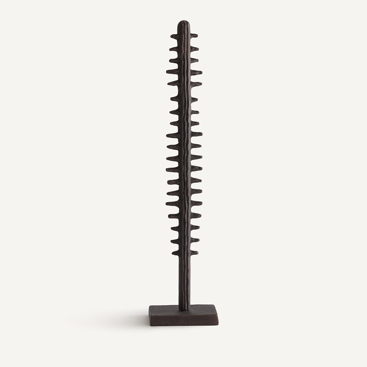 AM.PM<br>Estatueta Samaki em alumínio fundido
