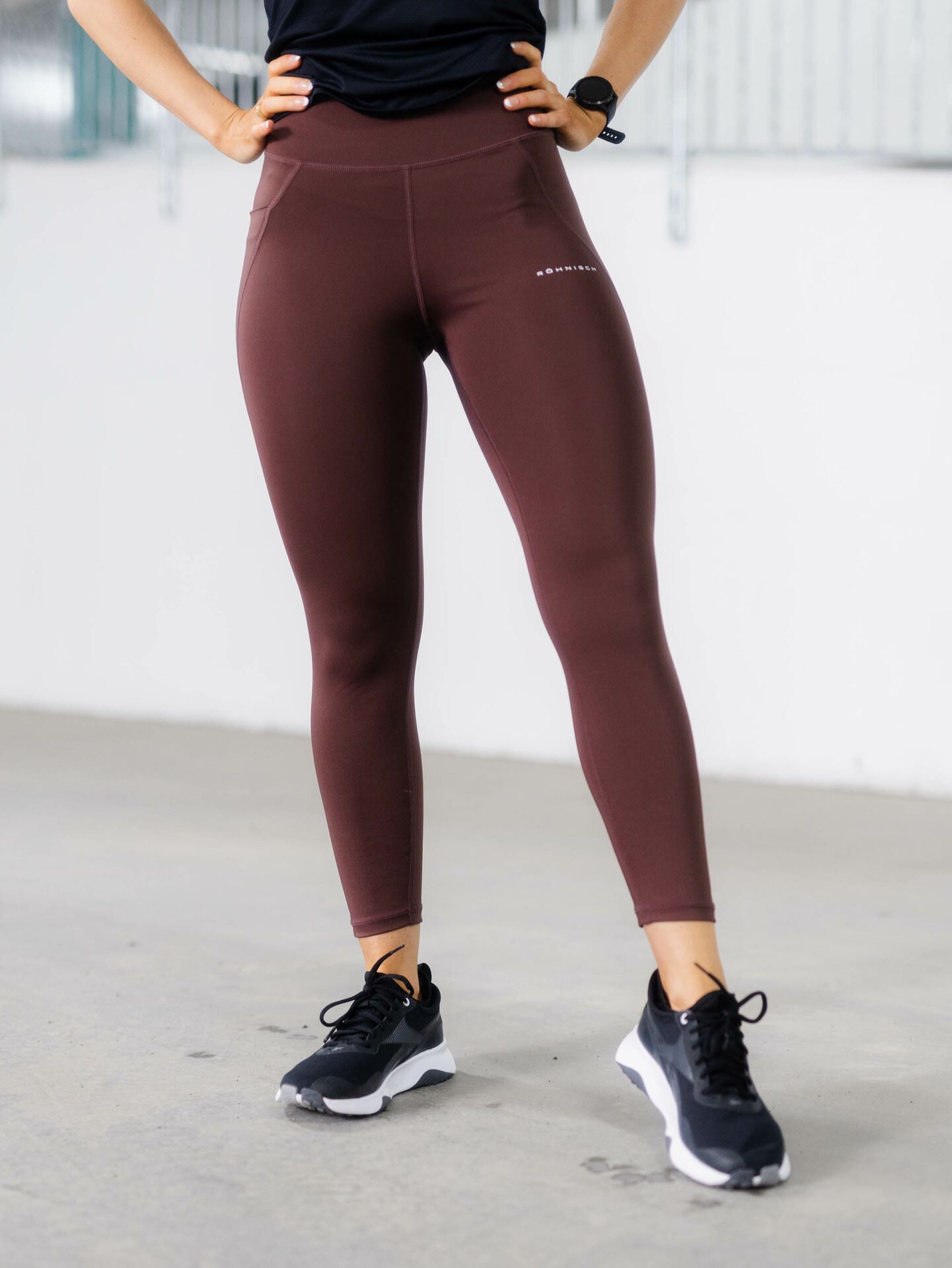 Flattering High Waist 7/8 Tights