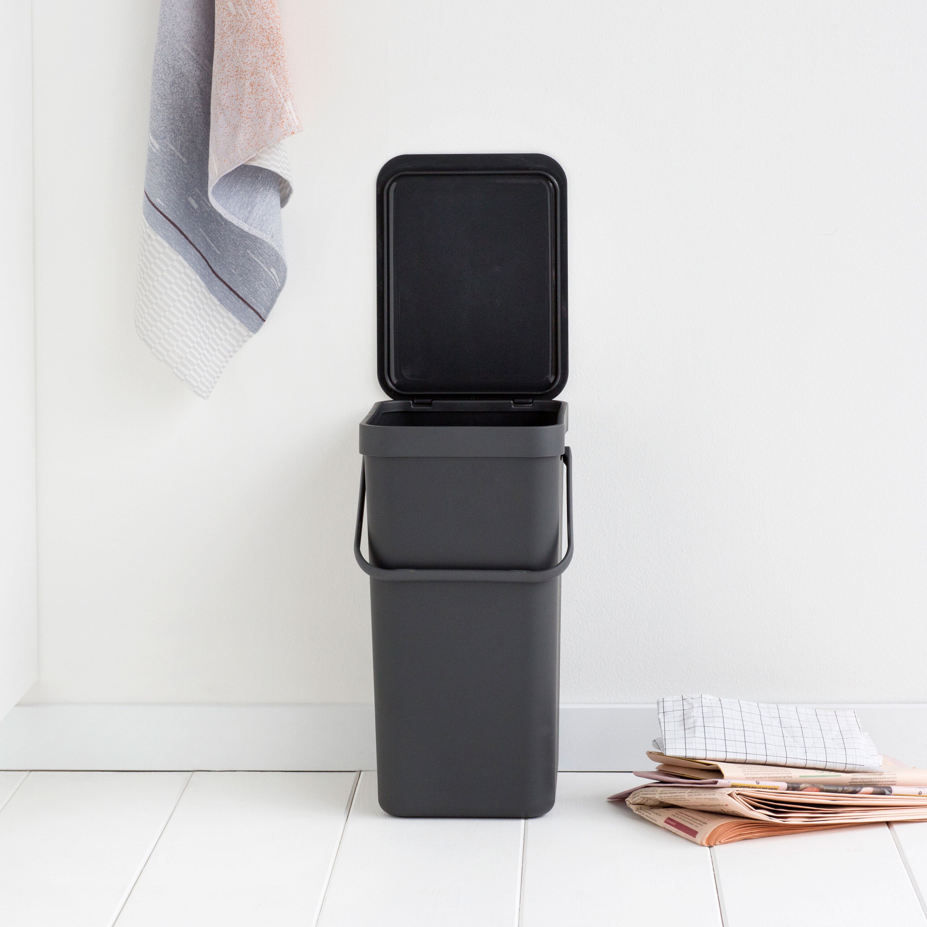 Brabantia Sort & Go Afvalemmer / Opberger 16 L - Donkergrijs