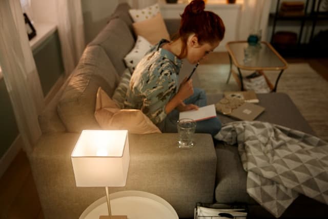 Philips Hue W 5,7W Lust E14 (2-pak)