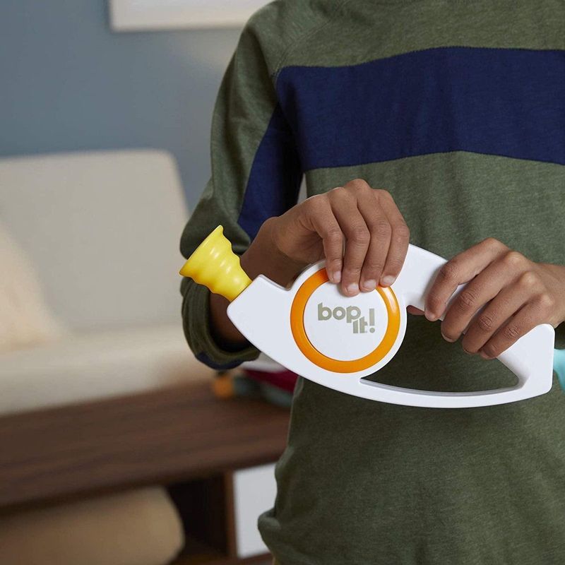Hasbro Bop It! - Het klassieke spel van Bop It, Twist It, Pull It voor kinderen van 8 jaar en ouder!