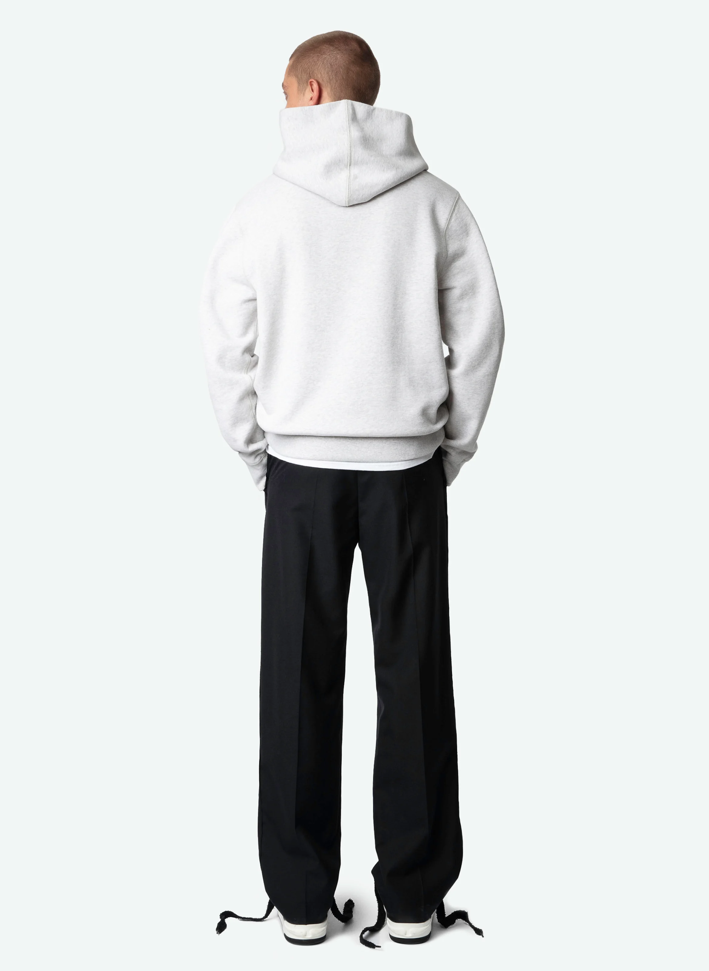 SANCHI - Sweat à capuche brodé en coton bio | Gris