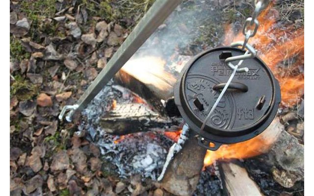 Petromax Dreibein mit Kette & Haken