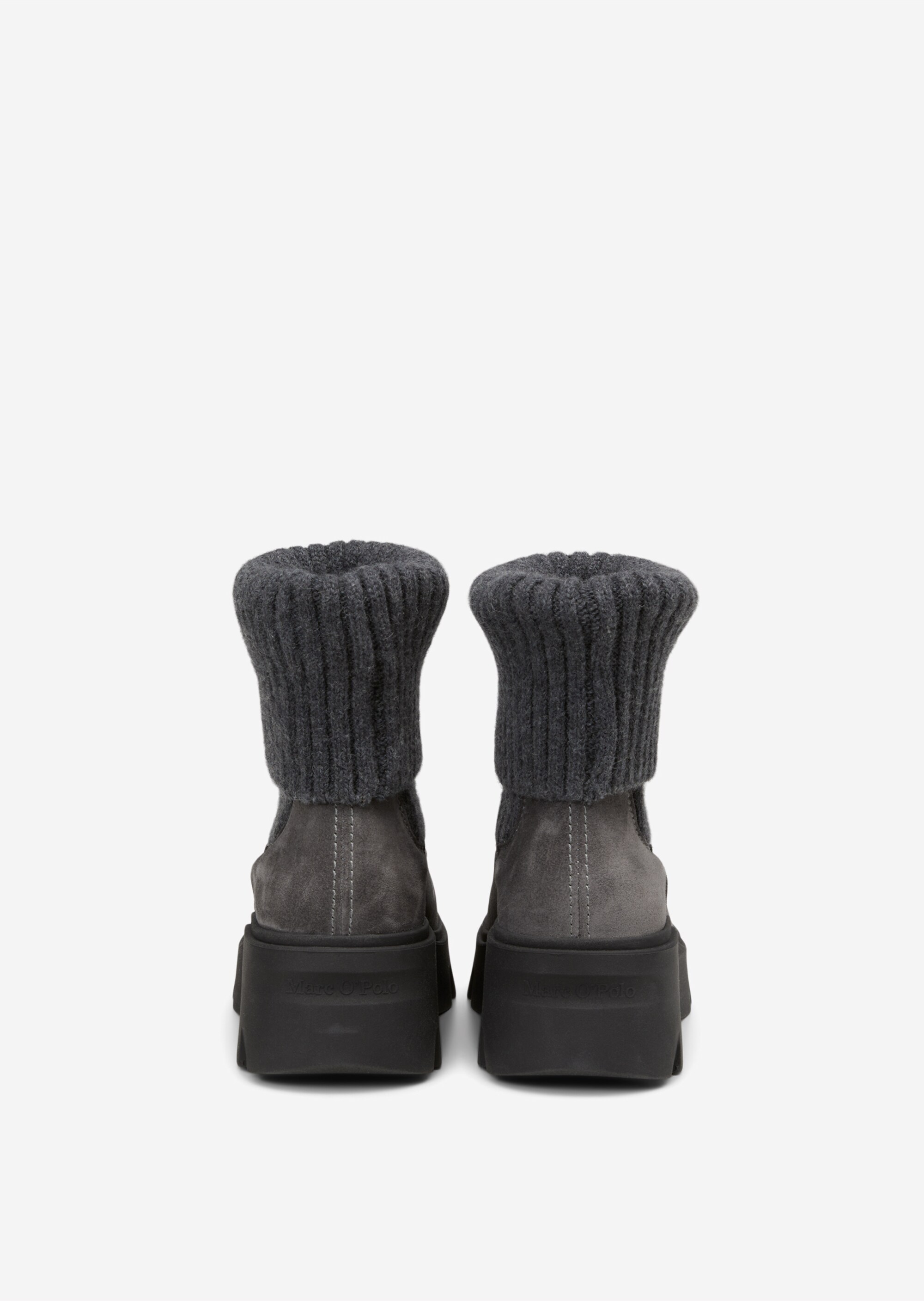 Chelsea-Boot mit Strickumschlag