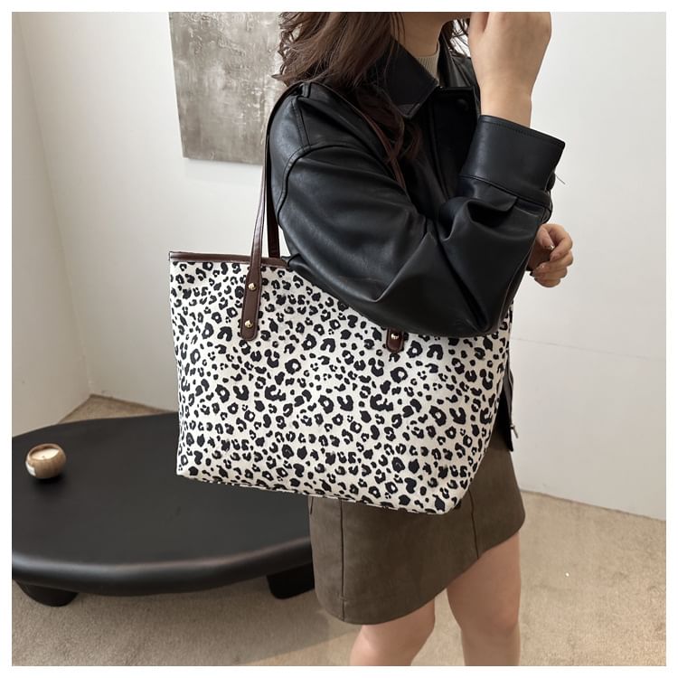 Kleevelind - Luipaardprint Tote Bag
