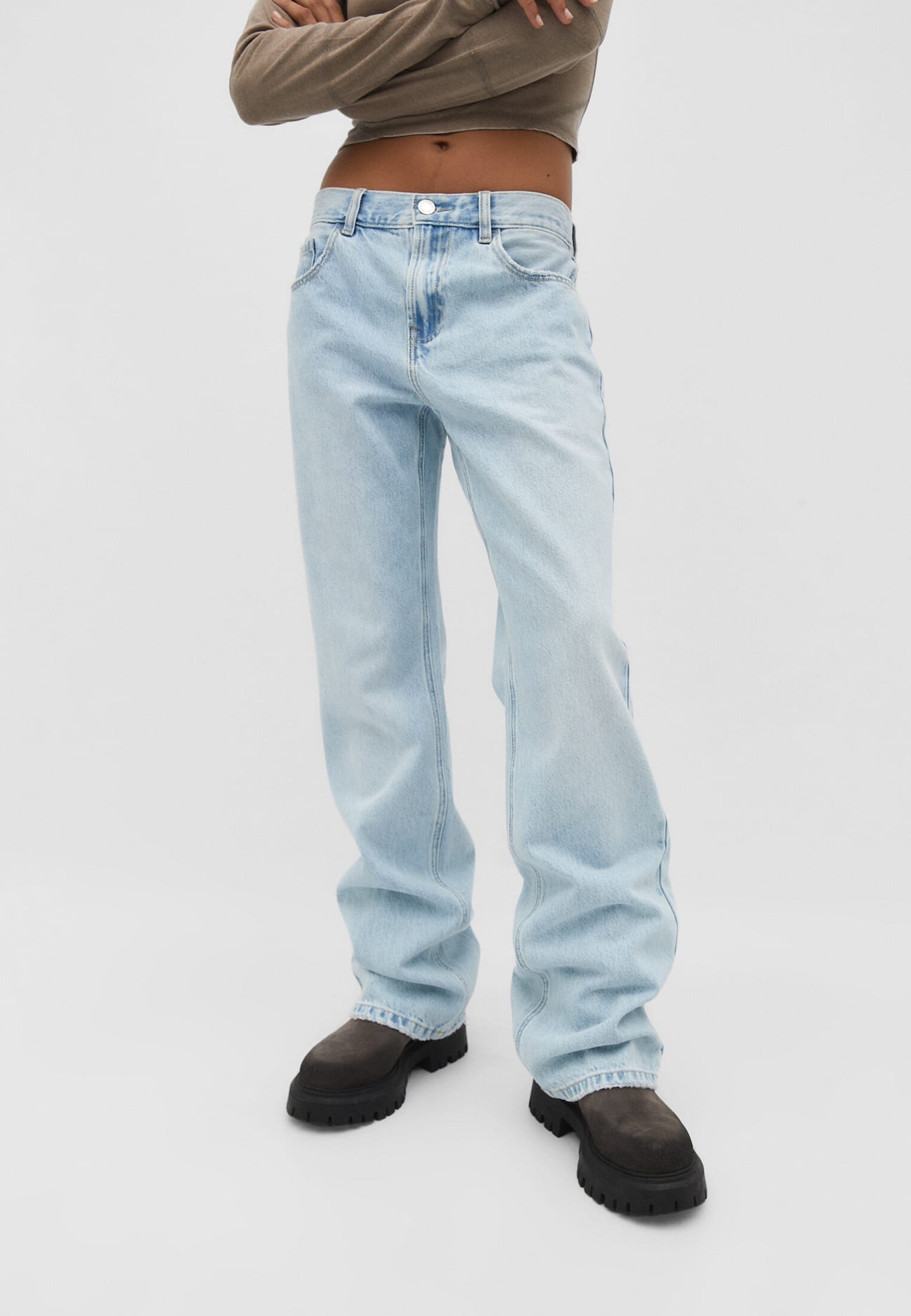 Calça jeans de cintura média