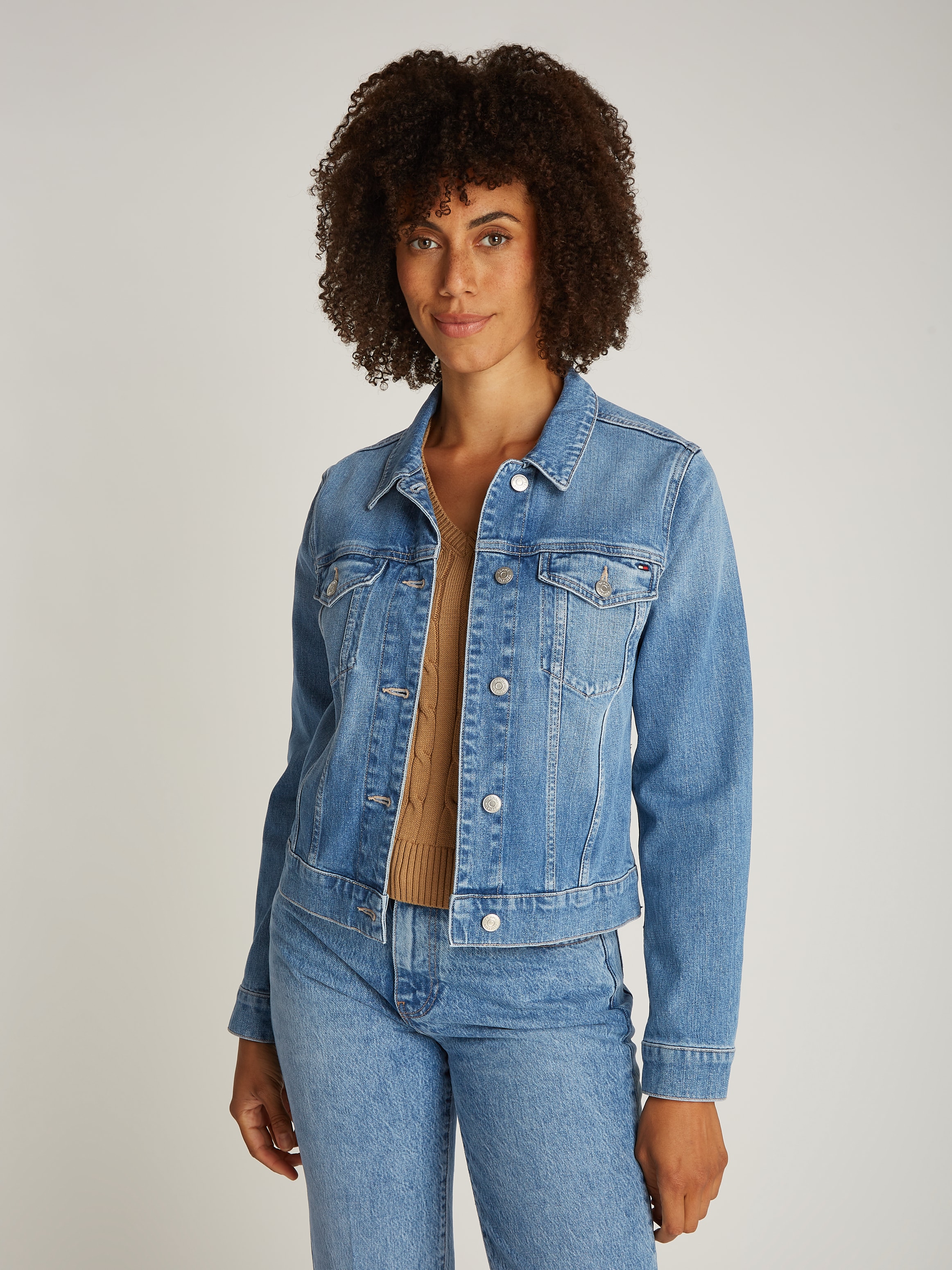 Tommy Hilfiger Jeansjacke »DNM SLIM JACKET UMA« in blauer Waschung