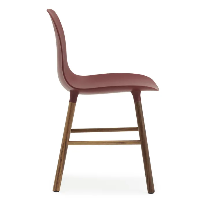 Normann Copenhagen Chaise Form en noyer | Rouge