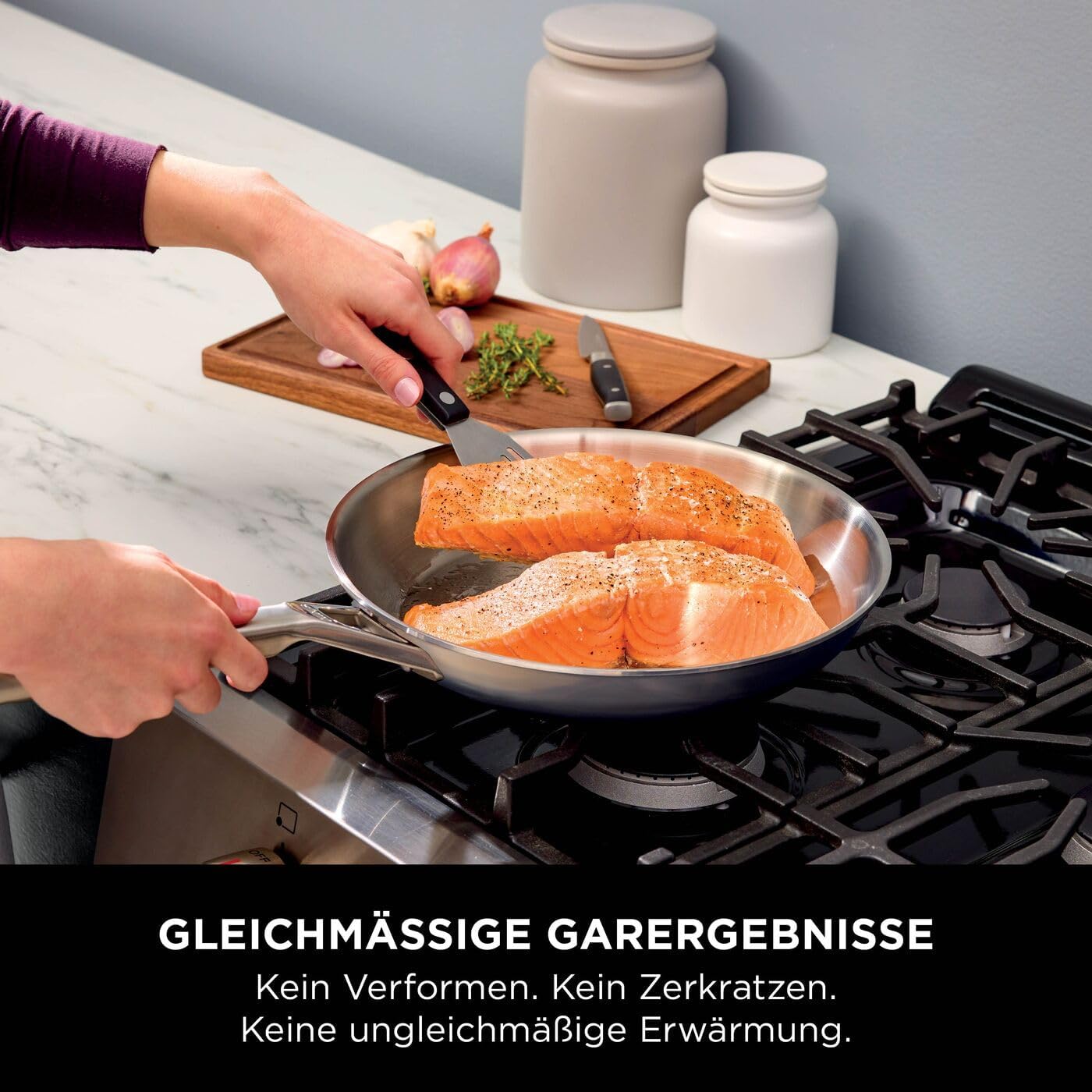 Ninja EverClad Edelstahl-Pfanne (28 cm), geeignet für alle Herdarten, einschließlich Induktion, ofenfest bis 300 °C, Durchgehender Induktionsboden, C90028EUI