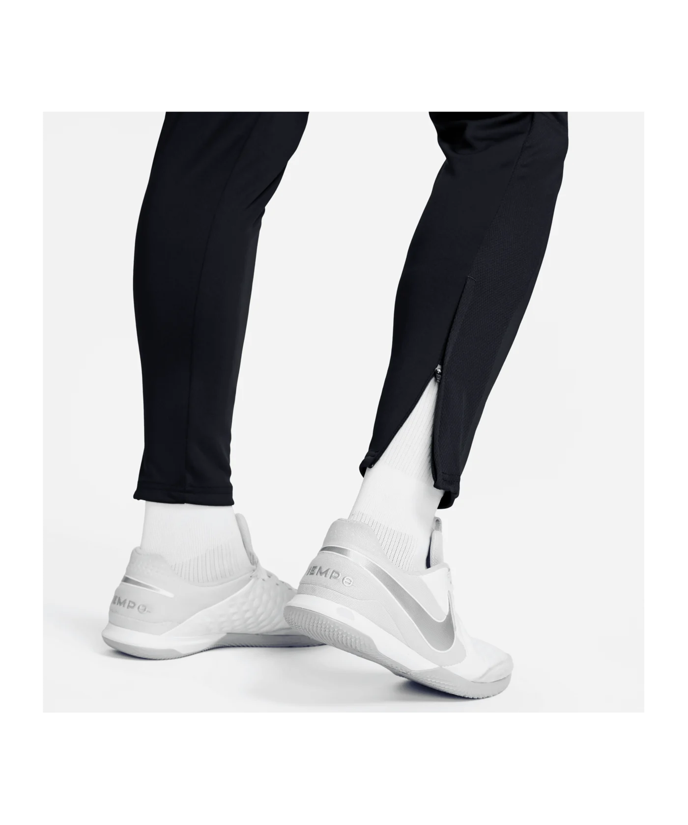 Nike Academy Trainingshose Schwarz F010