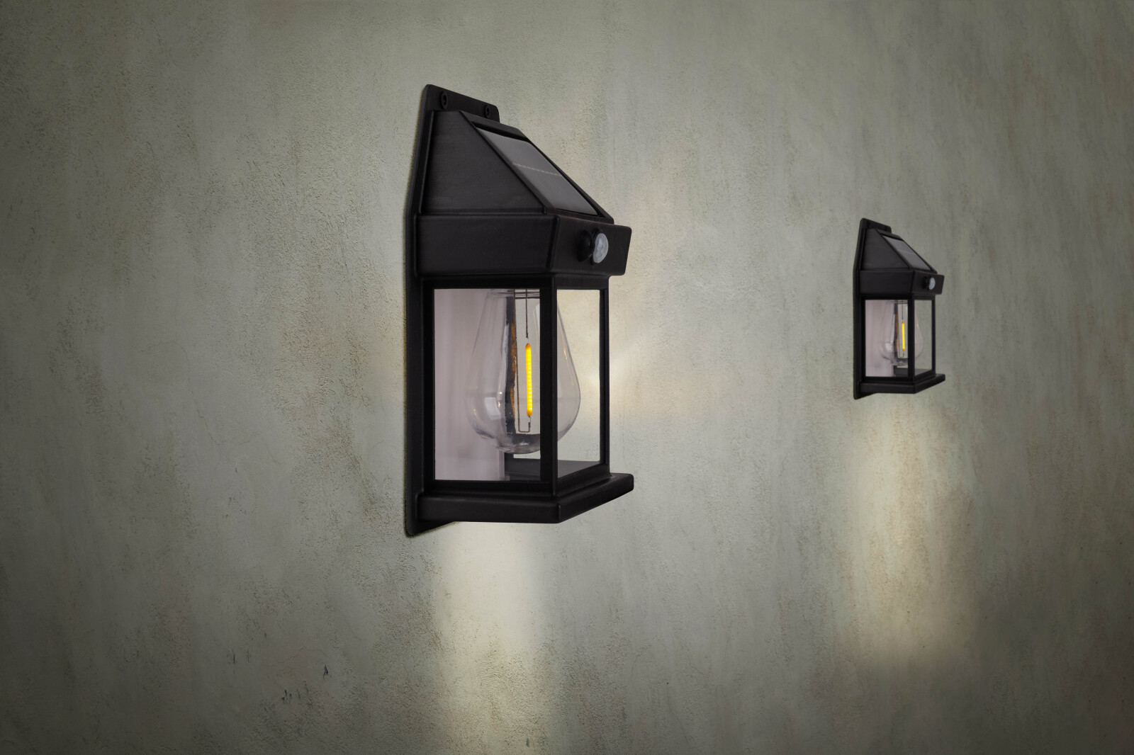 2er-Set LED-Solar-Wandleuchte MIRA - schwarz - Bewegungssensor