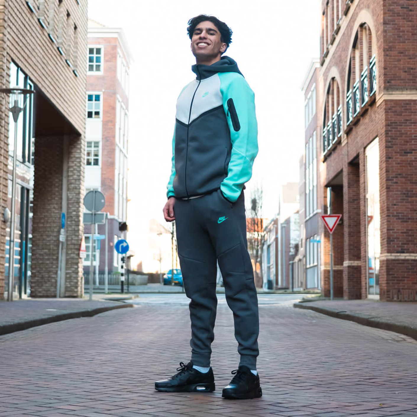Nike Tech Fleece Sportswear Vest Donkergrijs Turquoise Wit