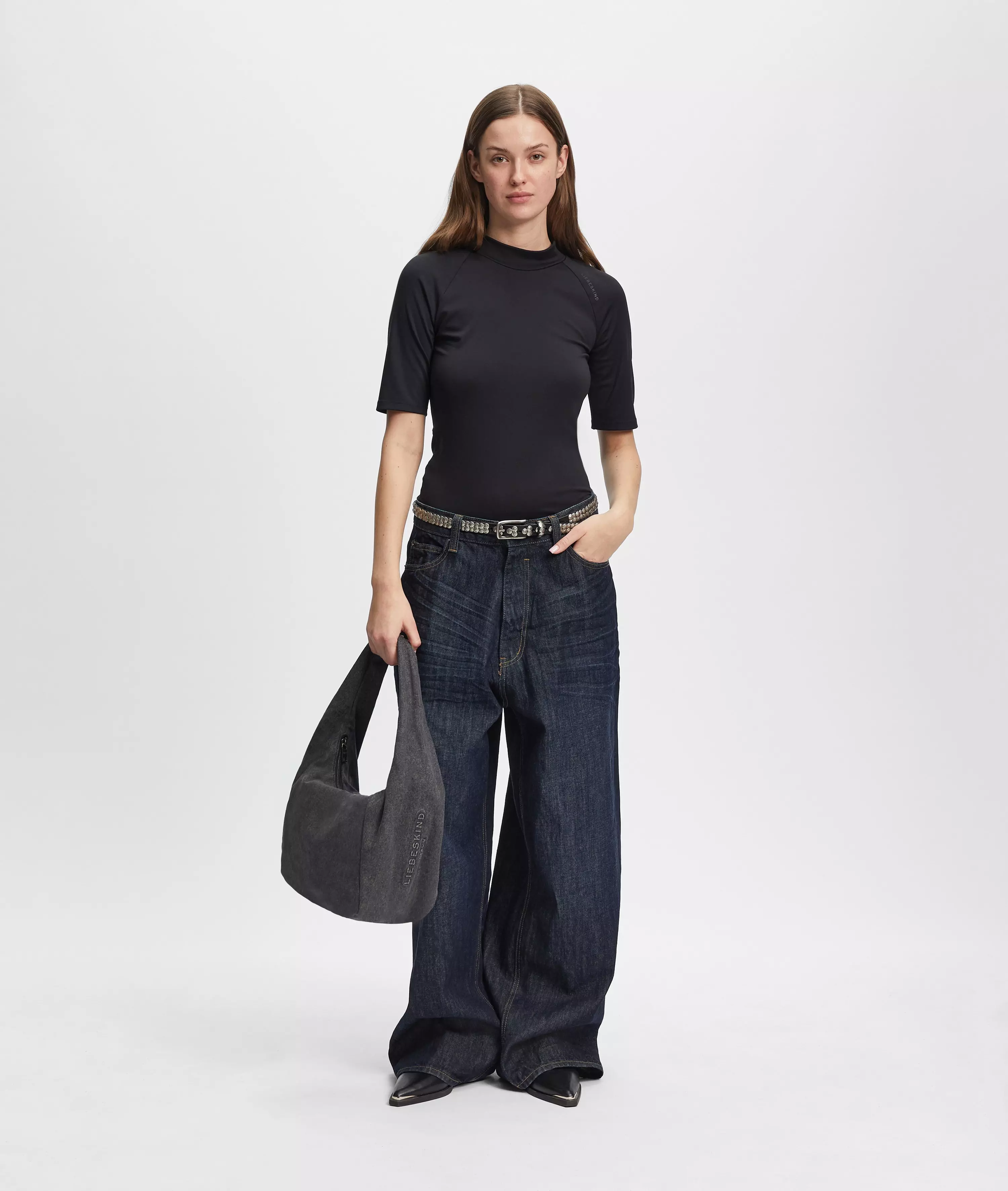 Denim Farrah Hobo M Spacious denim hobo bag