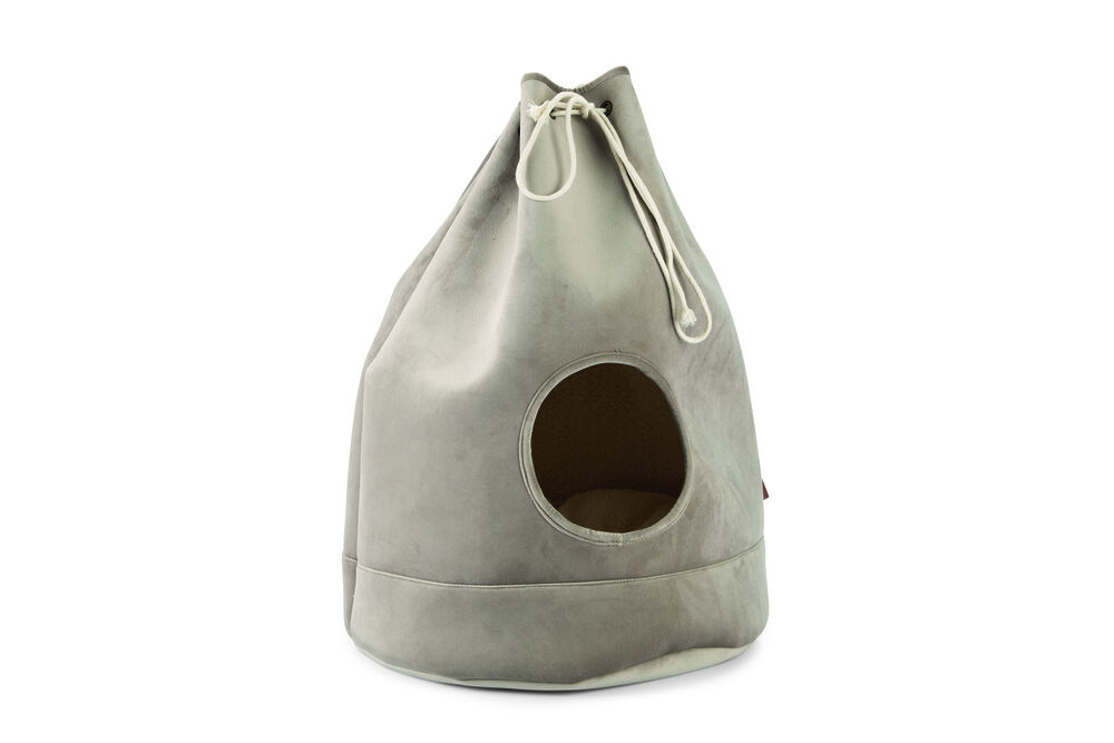 Designed by Lotte Vilar - Kattenhuis - Grijs - 60x45x45 cm