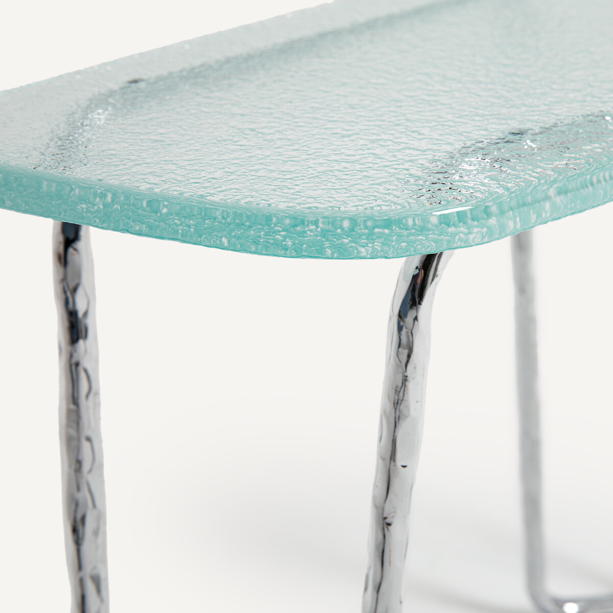 OTTO STUDIO PARA AM.PM<br>Mesa de centro em vidro e ferro, 40 cm de altura, Oasis