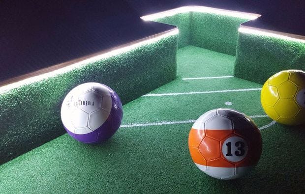 Pool Soccer in Stuttgart – Action verschenken