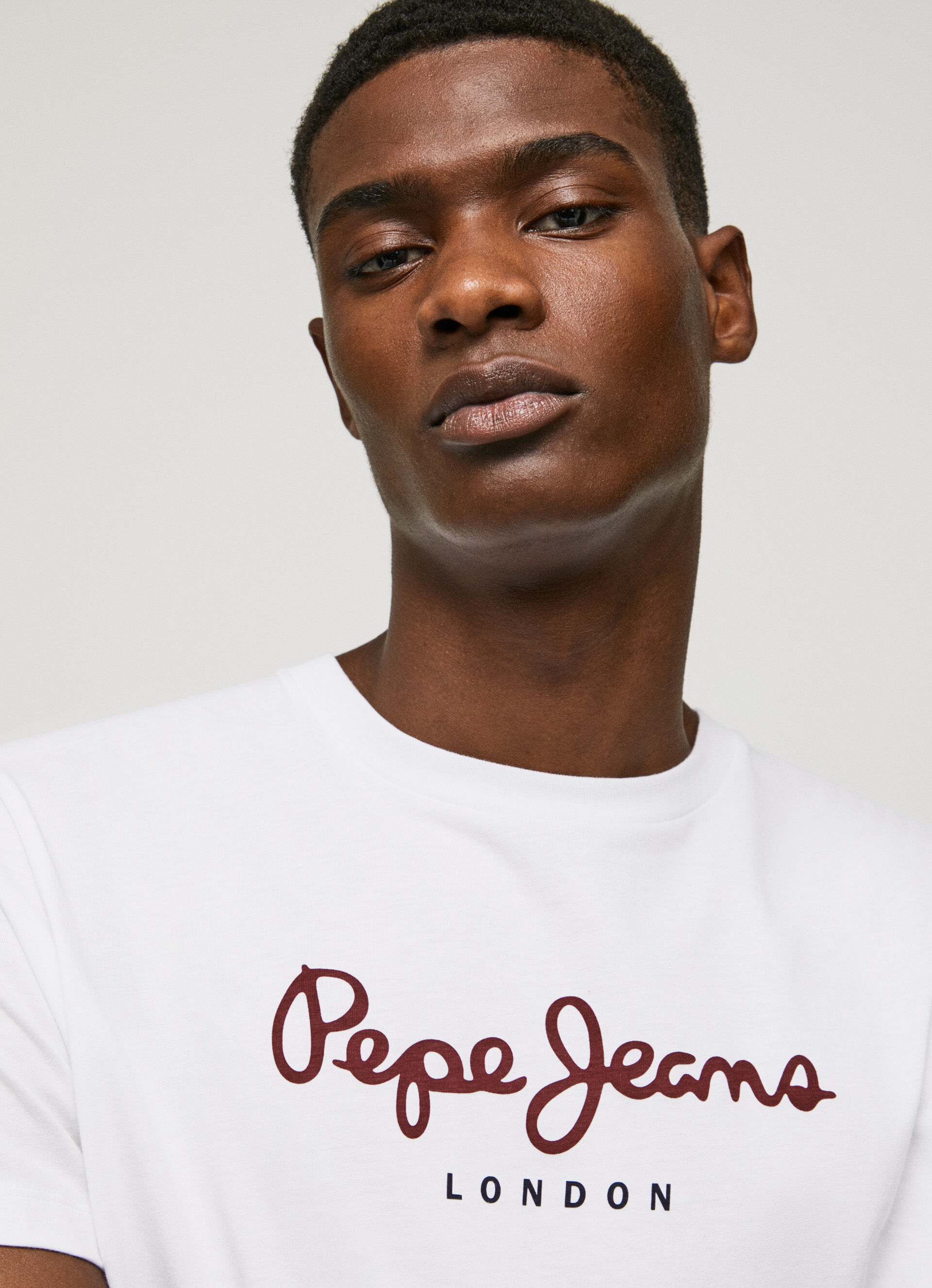 Camiseta de algodão com logotipo estampado - branca