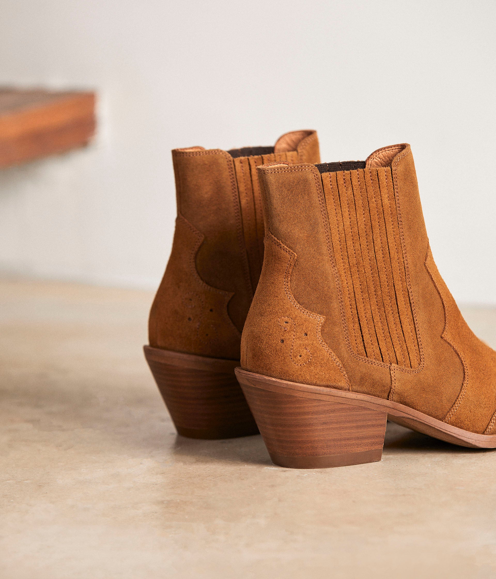 Boots Western Carrie