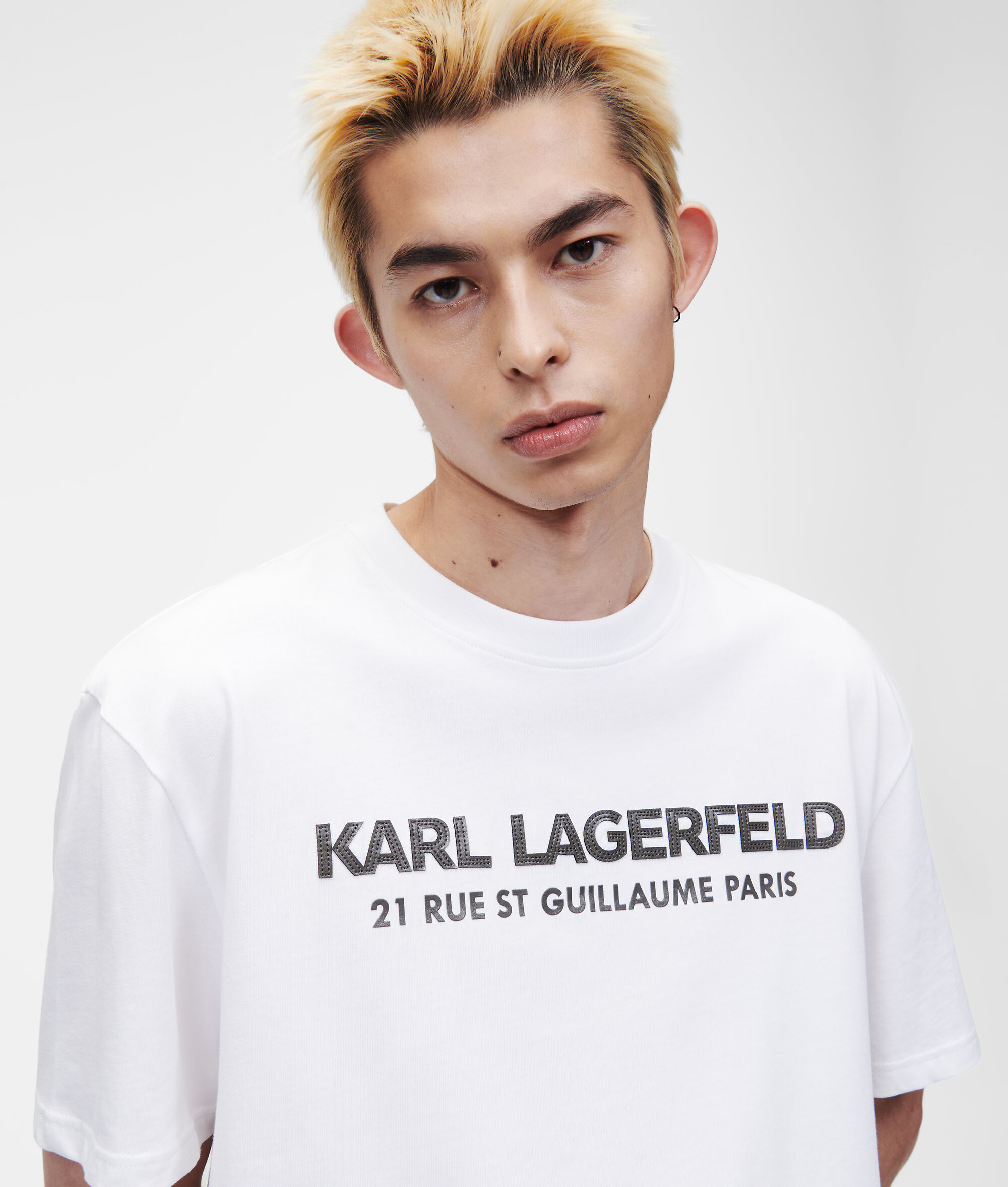 T-SHIRT EN SIMILI-CUIR AVEC LOGO KARL