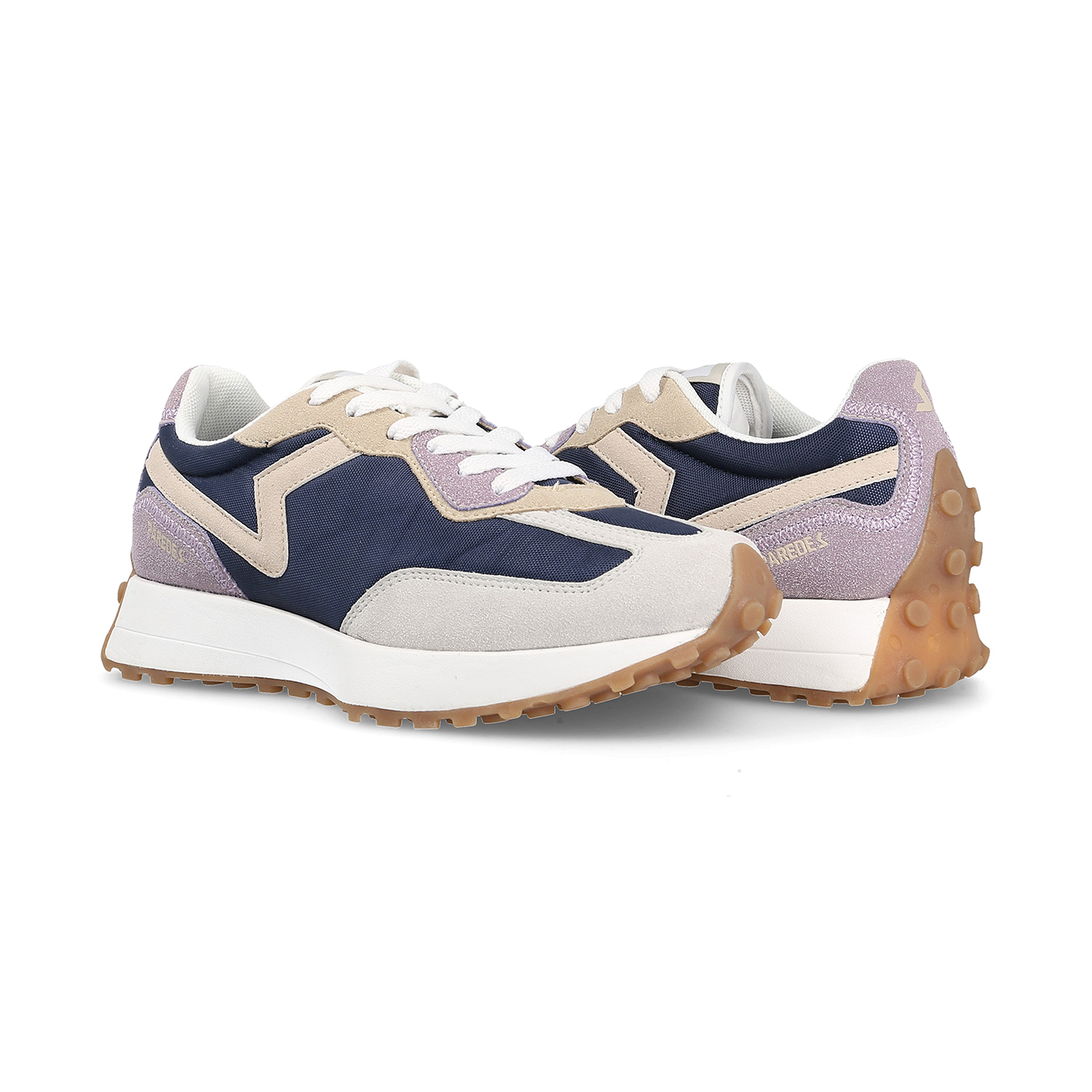 Esporte Casual Paredes Ennis