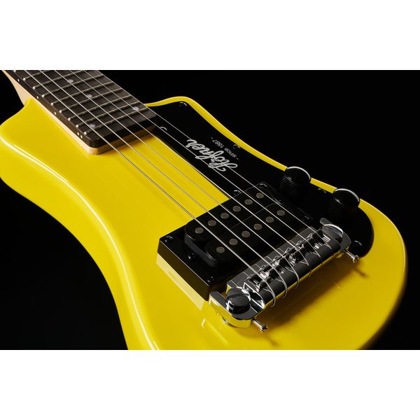 Höfner Shorty Guitar Yellow