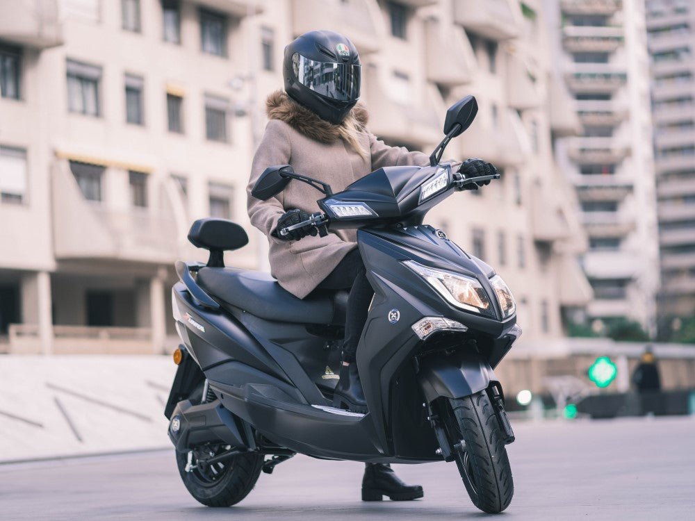Scooter Electrique Sunra Hawk Plus