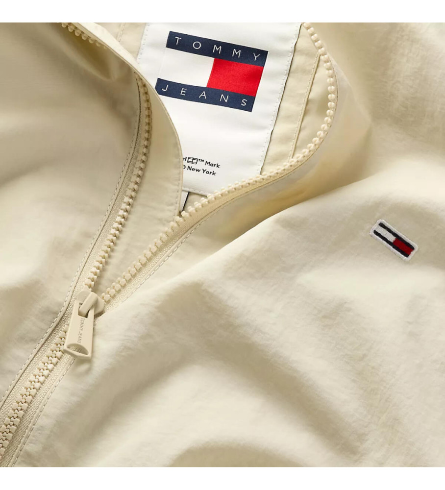 Jaqueta bege essencial da Tommy Jeans