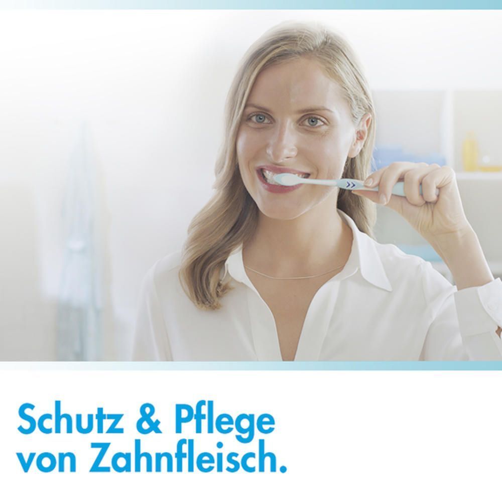 meridol Zahnfleischschutz  Zahnbürste mit mittelharten Borsten