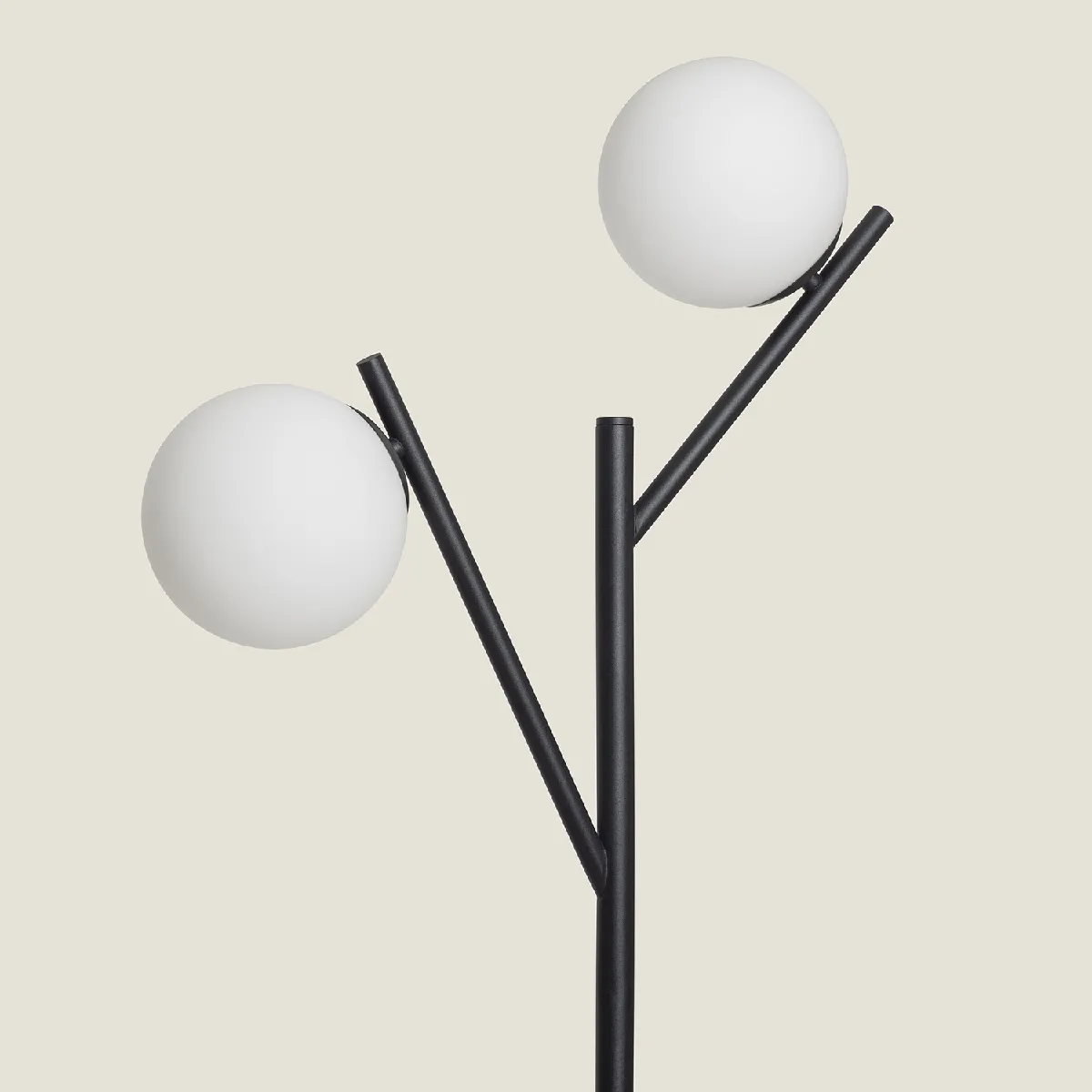 Ledkia Lampadaire Balts - Noir