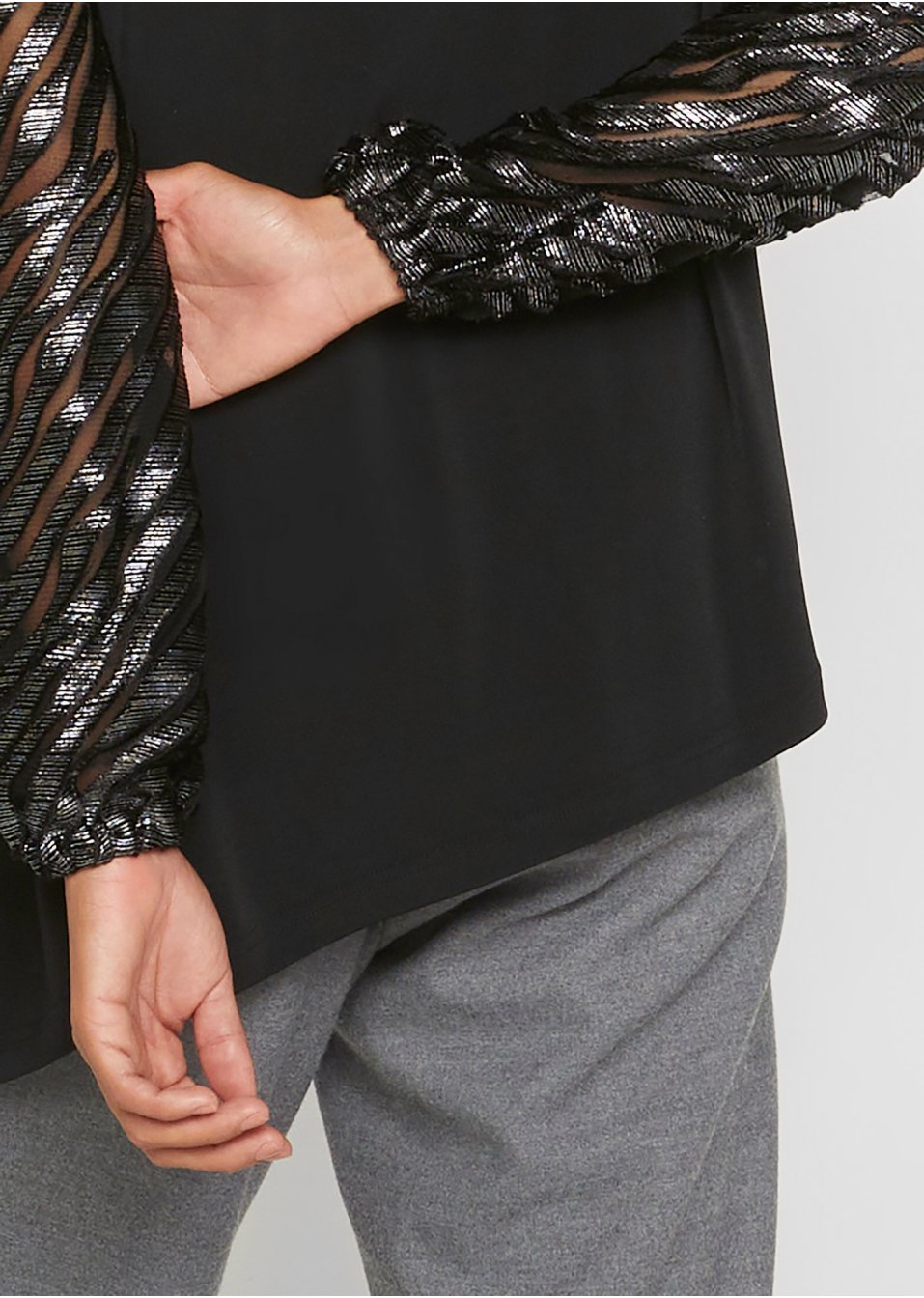 T-shirt à manches transparentes