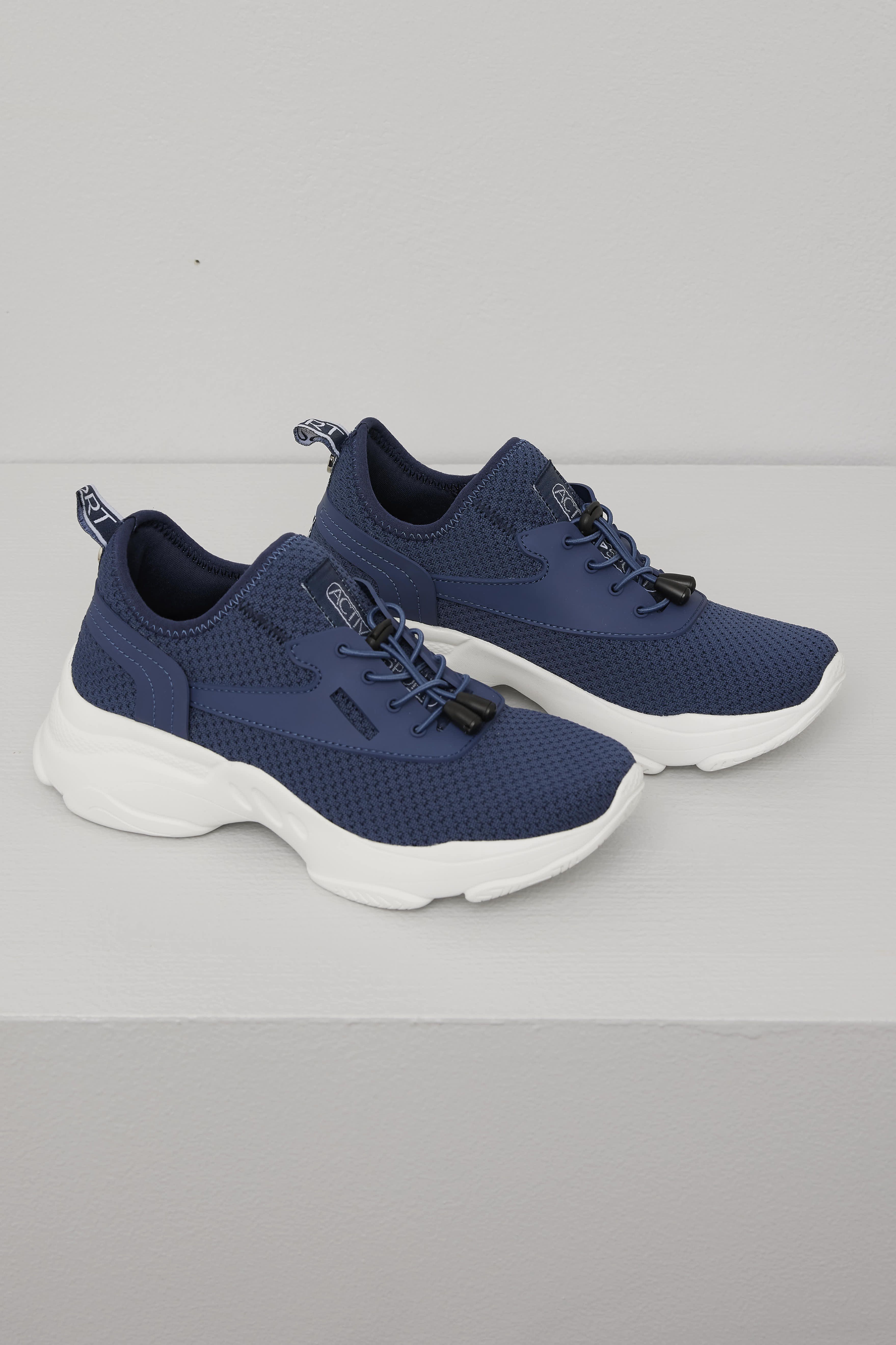Sanna sneaker